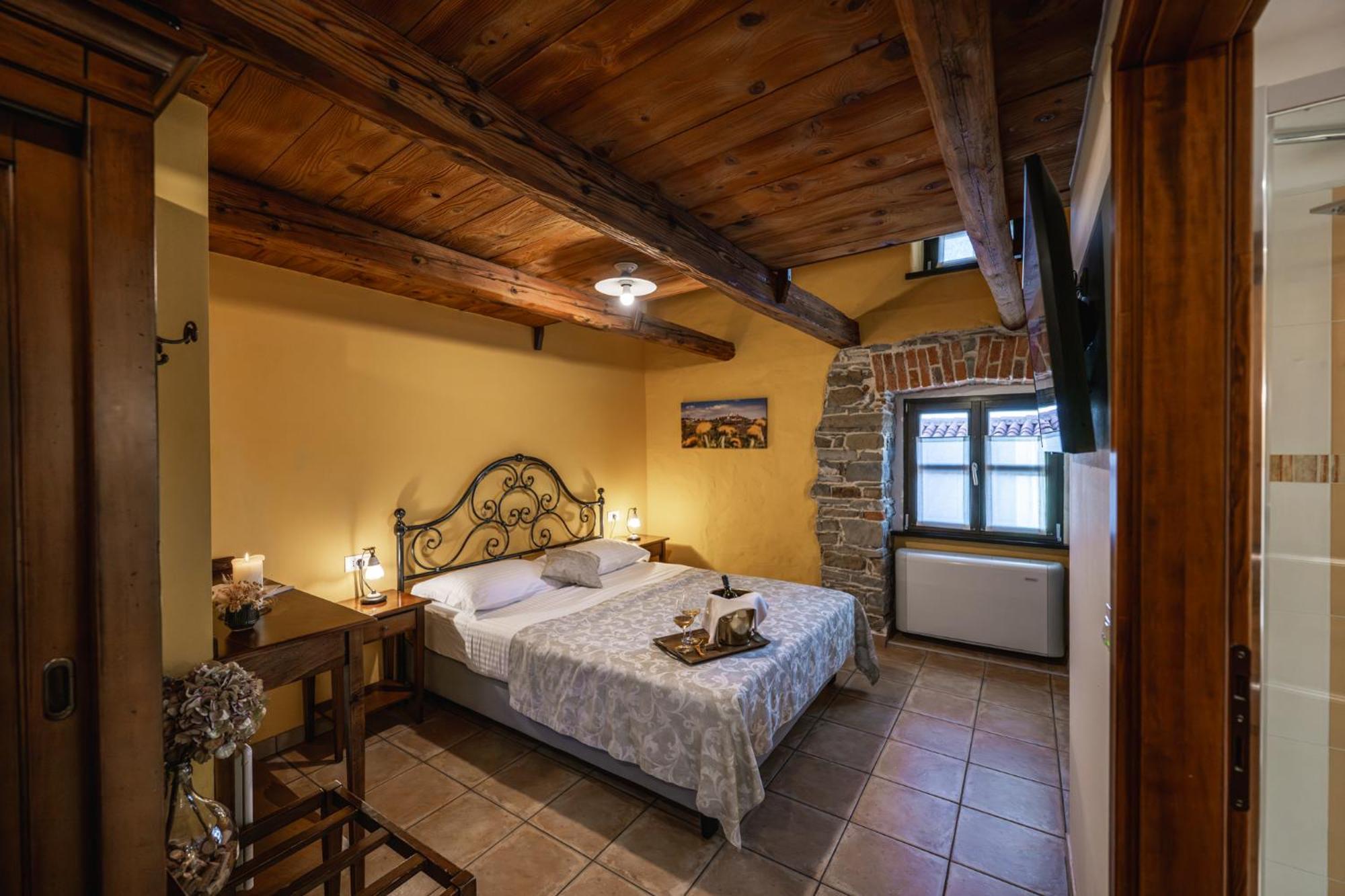 House Marica 3*