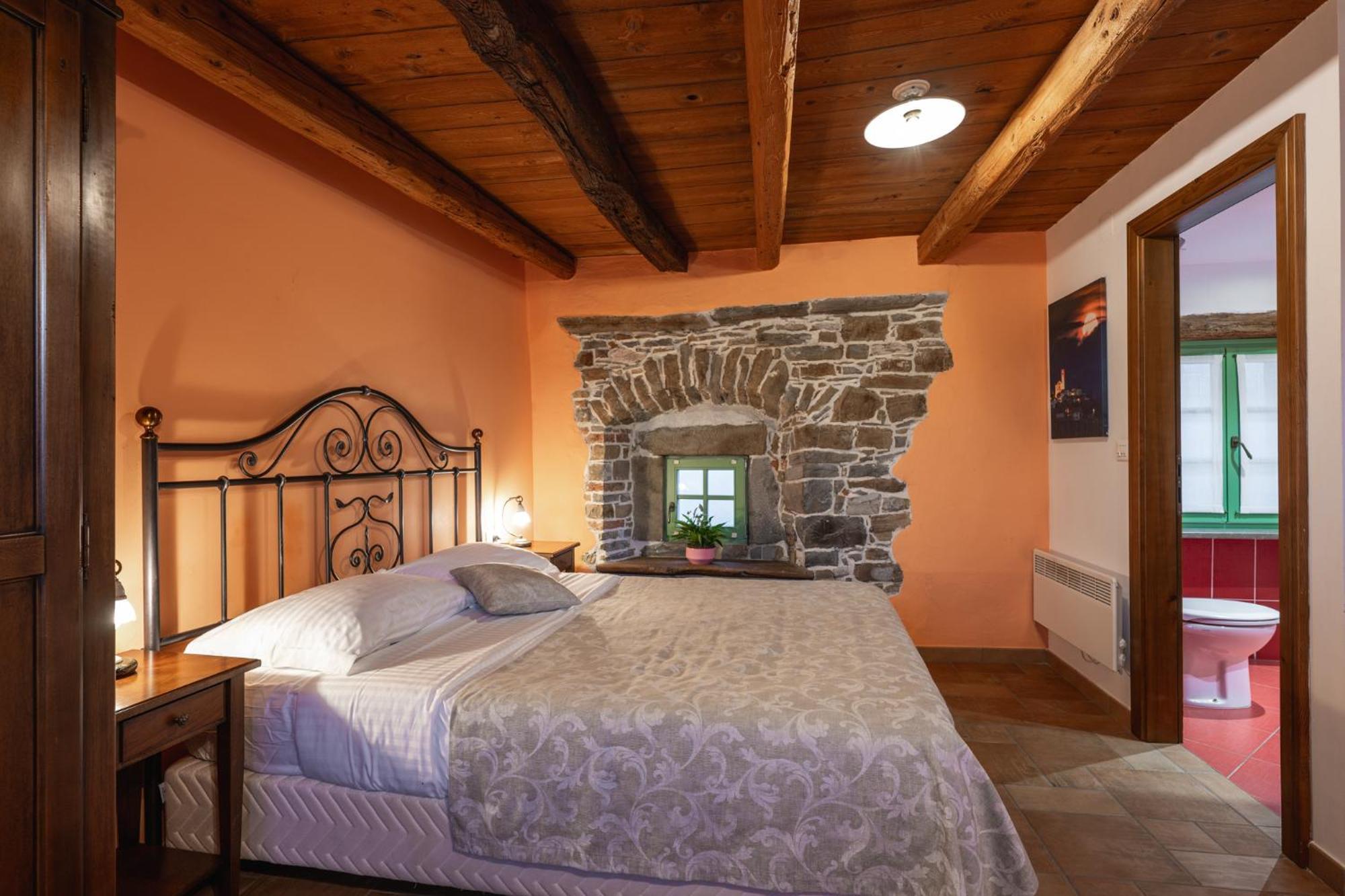 Bed & Breakfast House Marica Smartno